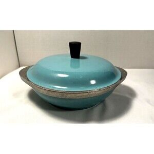MCM Turquoise Club Aluminum Ware 1.5 QT dutch oven with lid 1960s